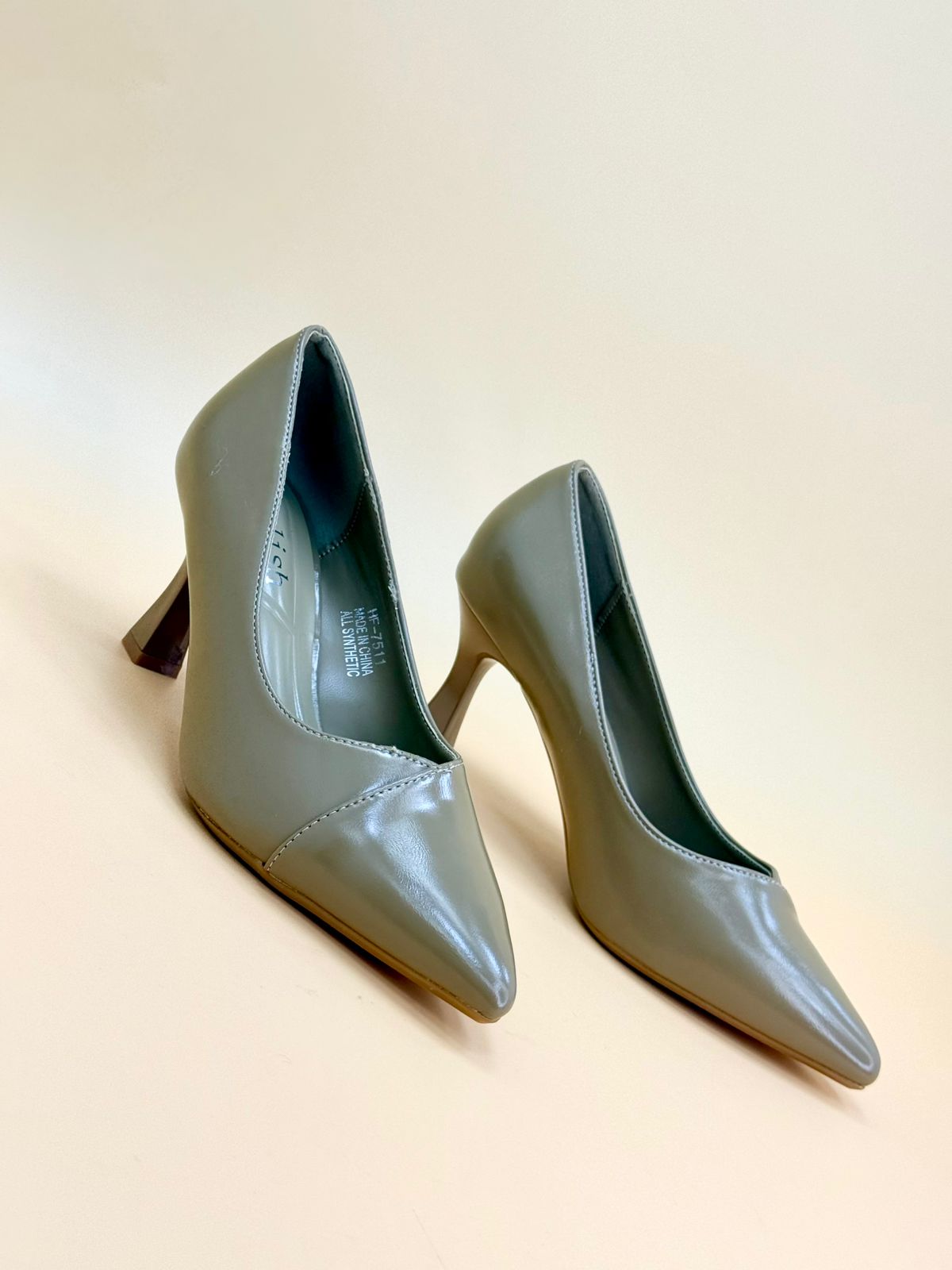 WOMEN SHOES HEELS W912