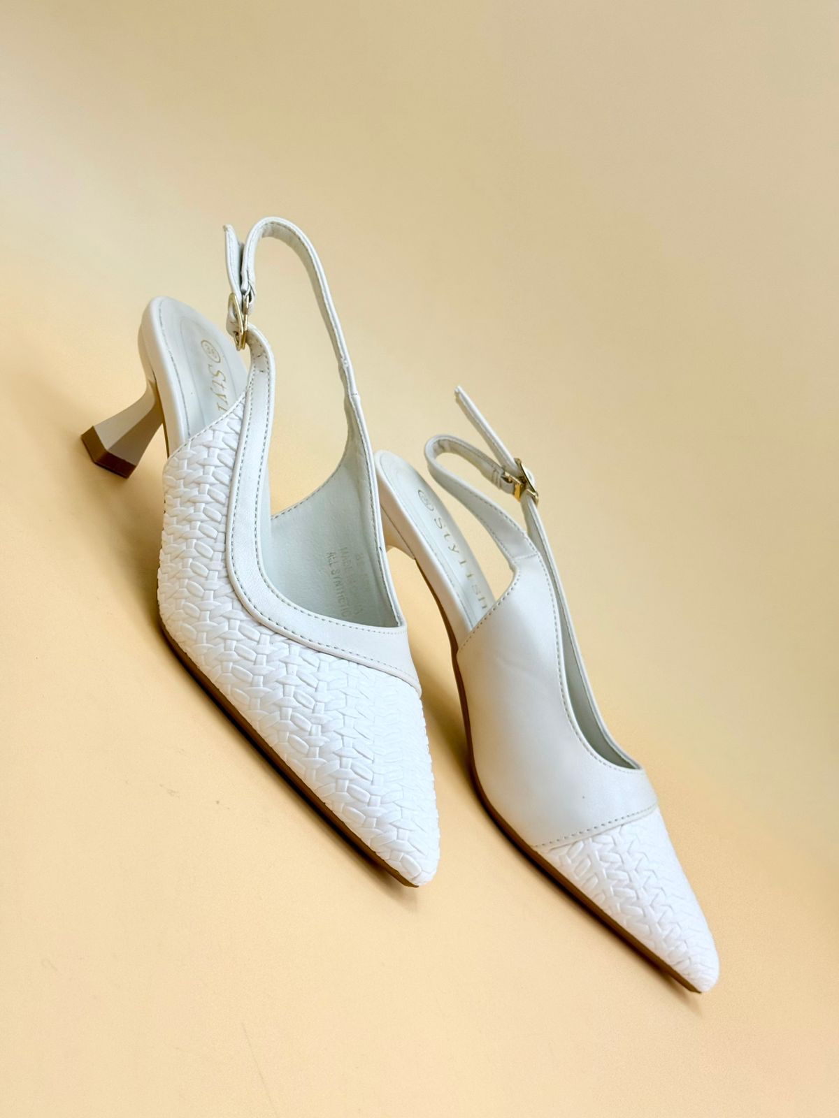 WOMEN SHOES HEELS W903