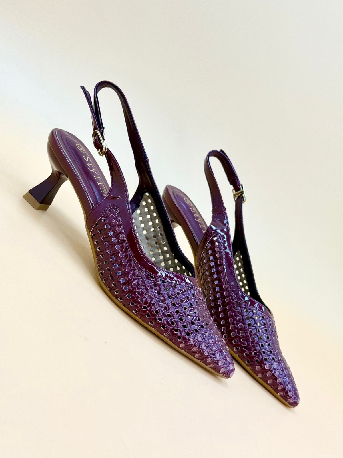 WOMEN SHOES HEELS W146