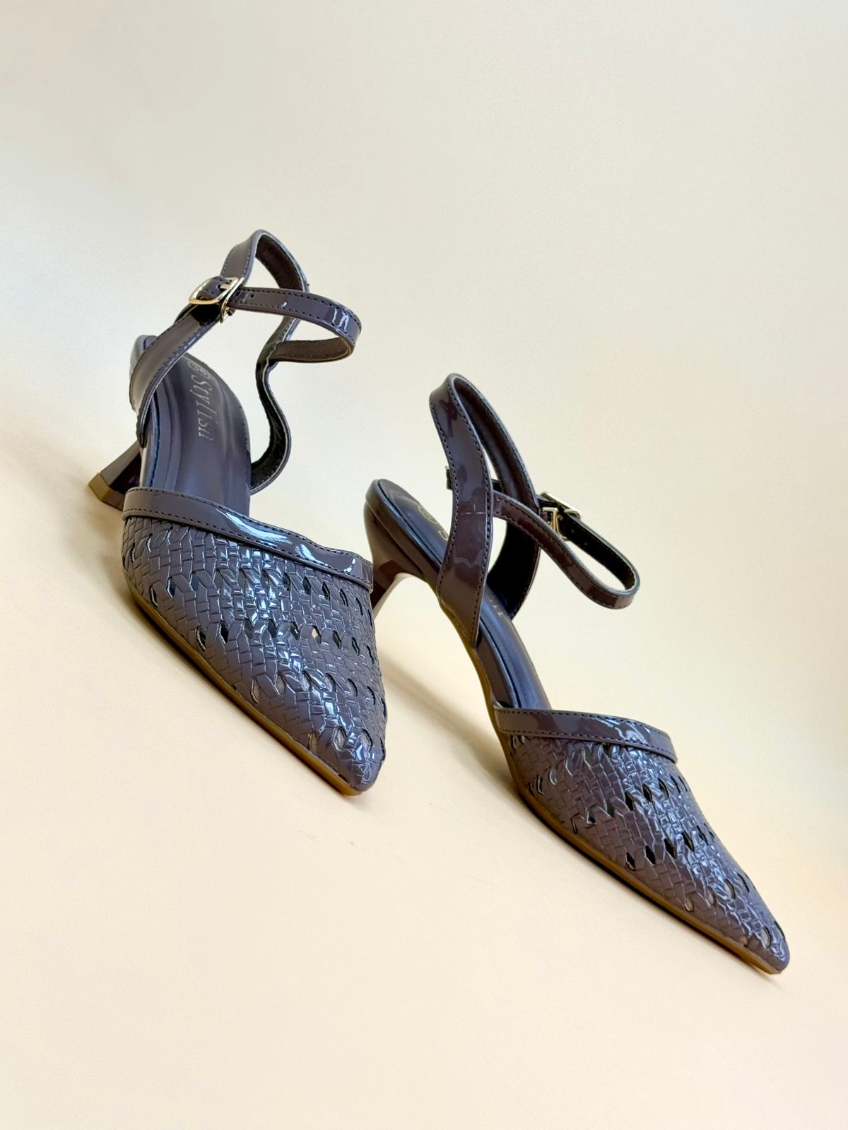 WOMEN SHOES HEELS W900