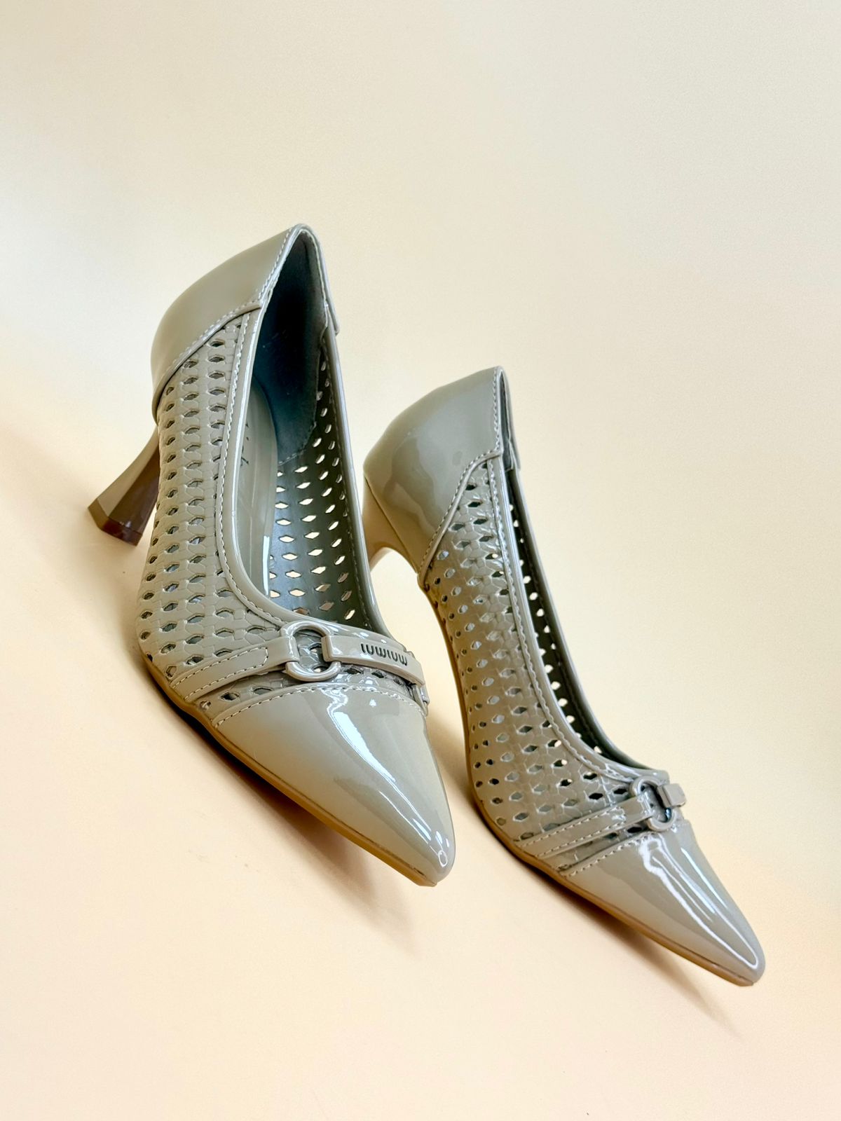 WOMEN SHOES HEELS W913