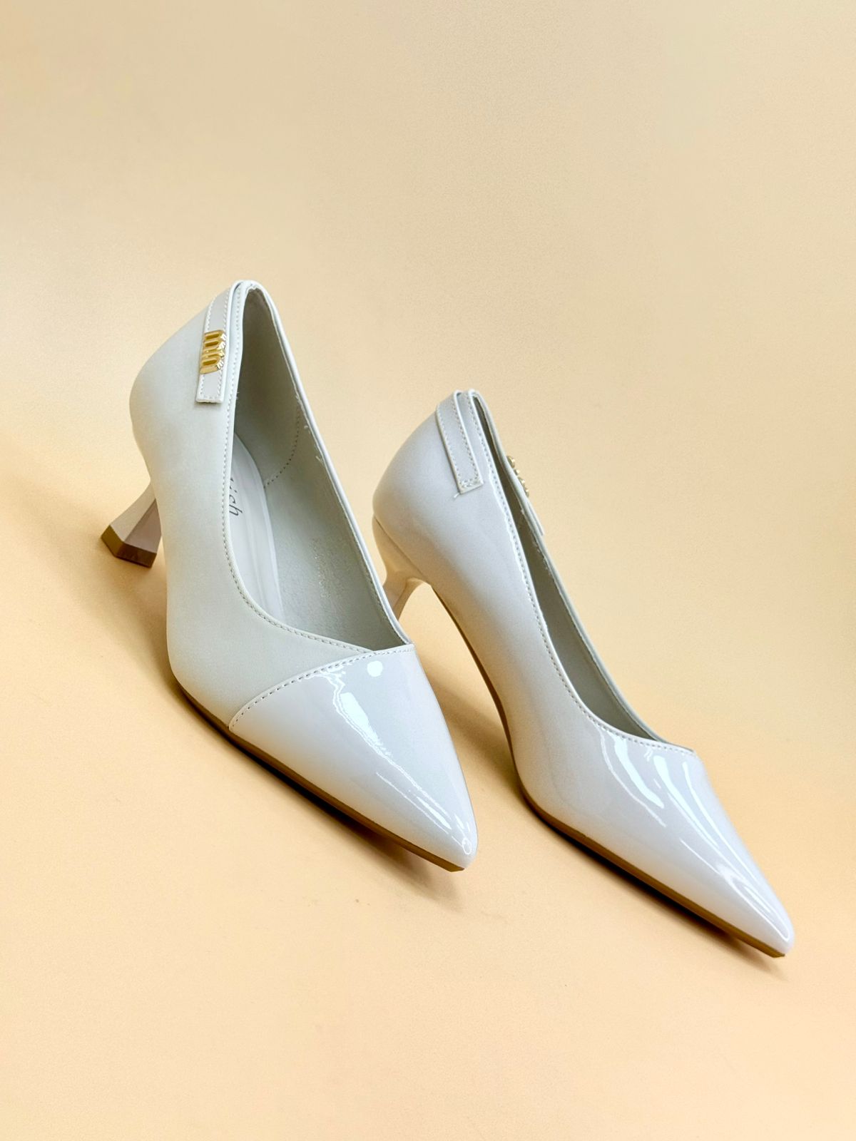 WOMEN SHOES HEELS W723