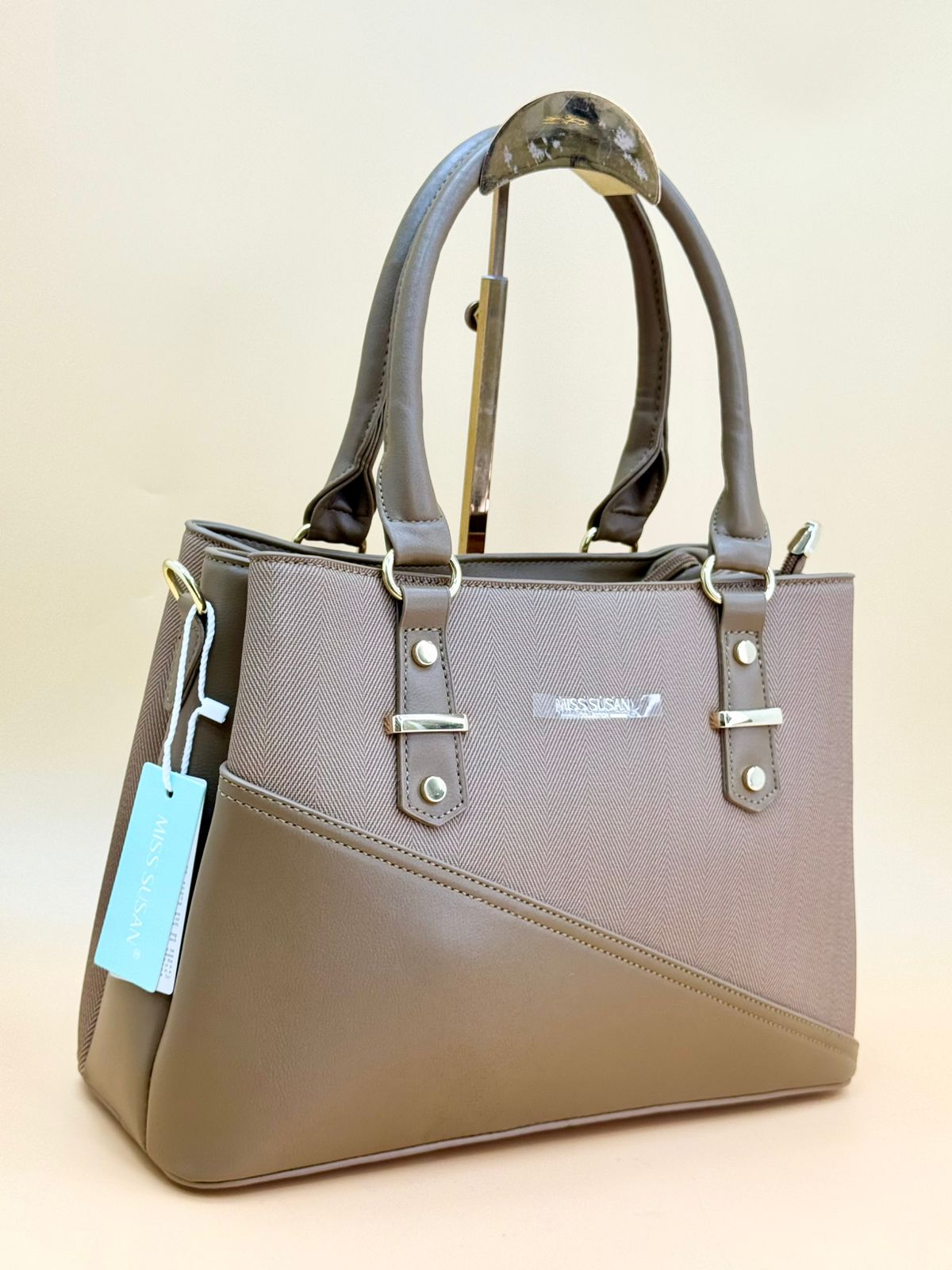 NEW 2026 ,  WOMEN HANDBAGS B69