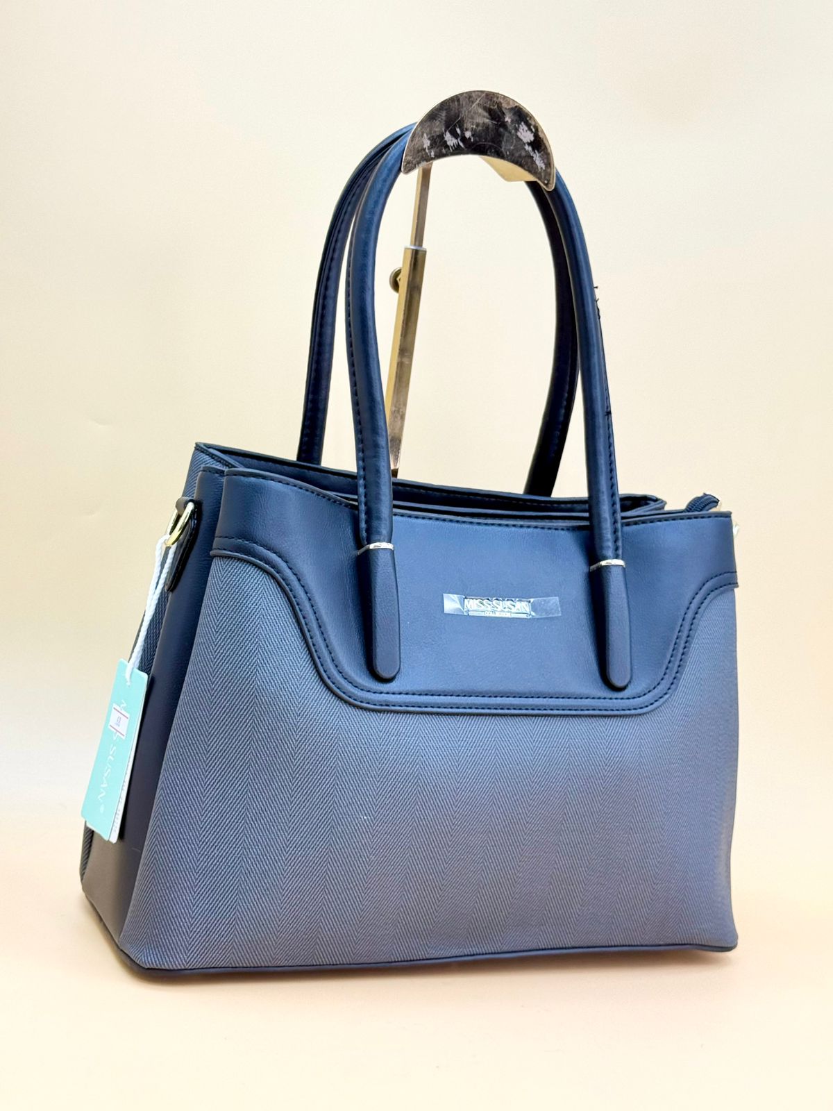 NEW 2026 ,  WOMEN HANDBAGS B68