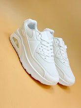 NEW , WOMEN SHOES W931