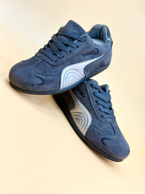 NEW ,  KIDS SHOES SIZE FROM 30 TO 35 K118