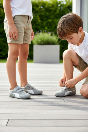 NEW ,  KIDS SHOES SIZE FROM 30 TO 35 K117