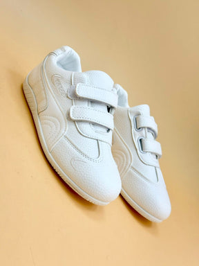 NEW ,  KIDS SHOES SIZE FROM 30 TO 35 K117