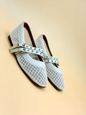 NEW ,  KIDS SHOES SIZE FROM 30 TO 35 K32