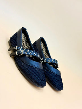 NEW ,  KIDS SHOES SIZE FROM 30 TO 35 K32