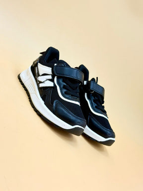 NEW ,  KIDS SHOES SIZE FROM 26 TO 37 K109