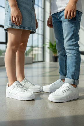 NEW ,  KIDS SHOES SIZE FROM 24 TO 35 K40