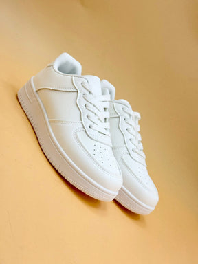 NEW ,  KIDS SHOES SIZE FROM 24 TO 35 K40