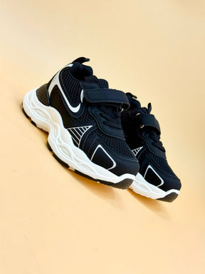 NEW ,  KIDS SHOES SIZE FROM 25 TO 36 K33