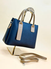 NEW 2026 ,  WOMEN HANDBAGS B142