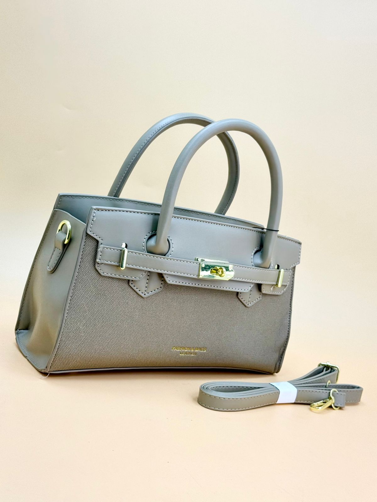 NEW 2026 ,  WOMEN HANDBAGS B109