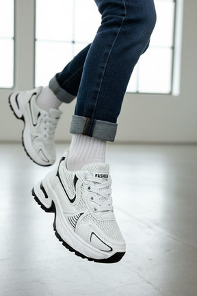 NEW ,  KIDS SHOES SIZE FROM 31 TO 36 K42