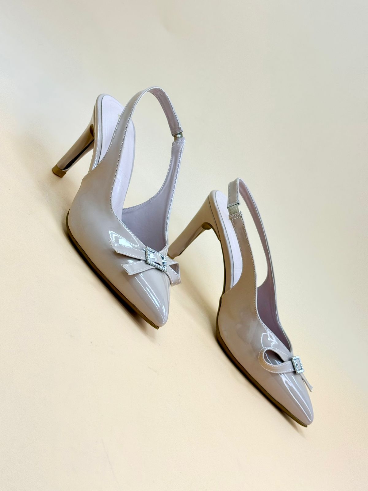 WOMEN SHOES HEELS W923