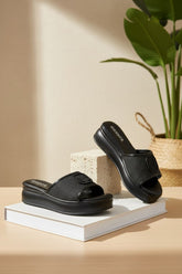 NEW ,  WOMEN SLIPPERS W959