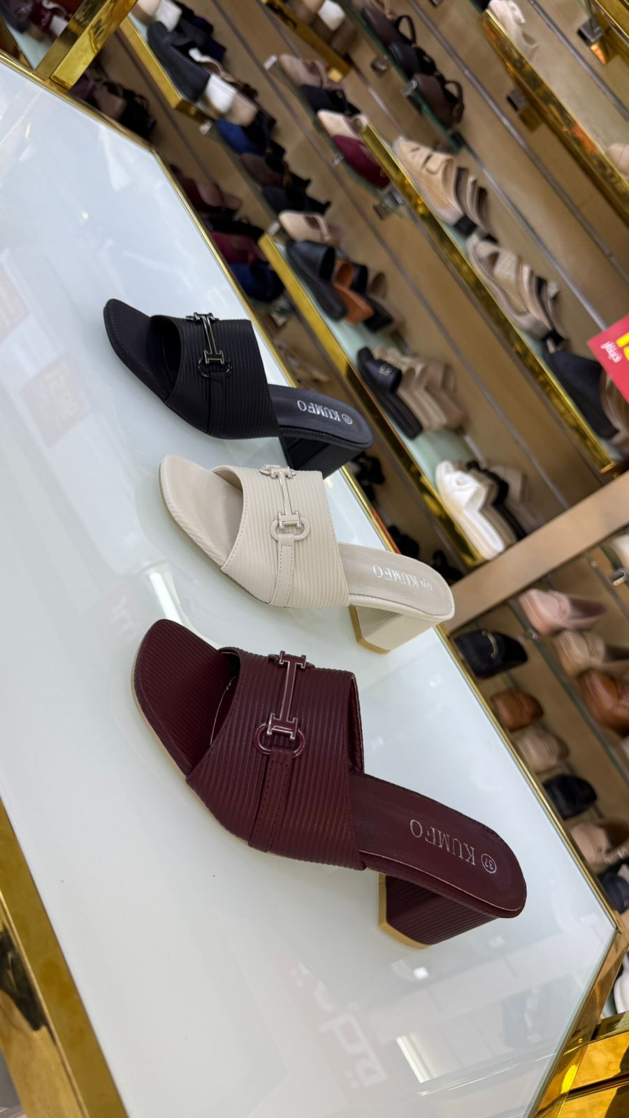 NEW ,  WOMEN SLIPPERS W949