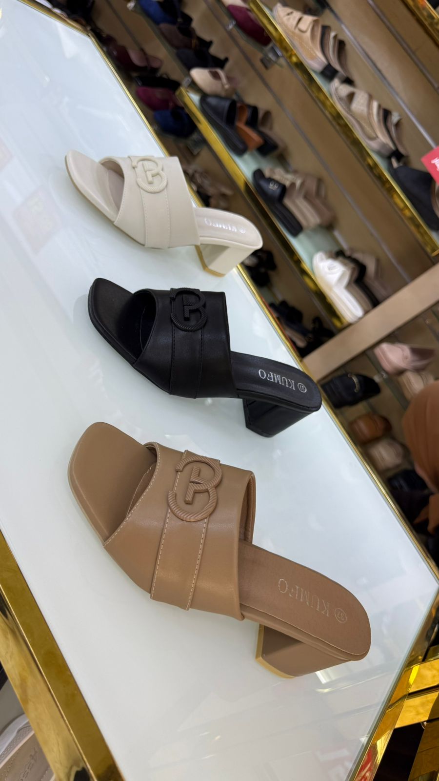 NEW ,  WOMEN SLIPPERS W953