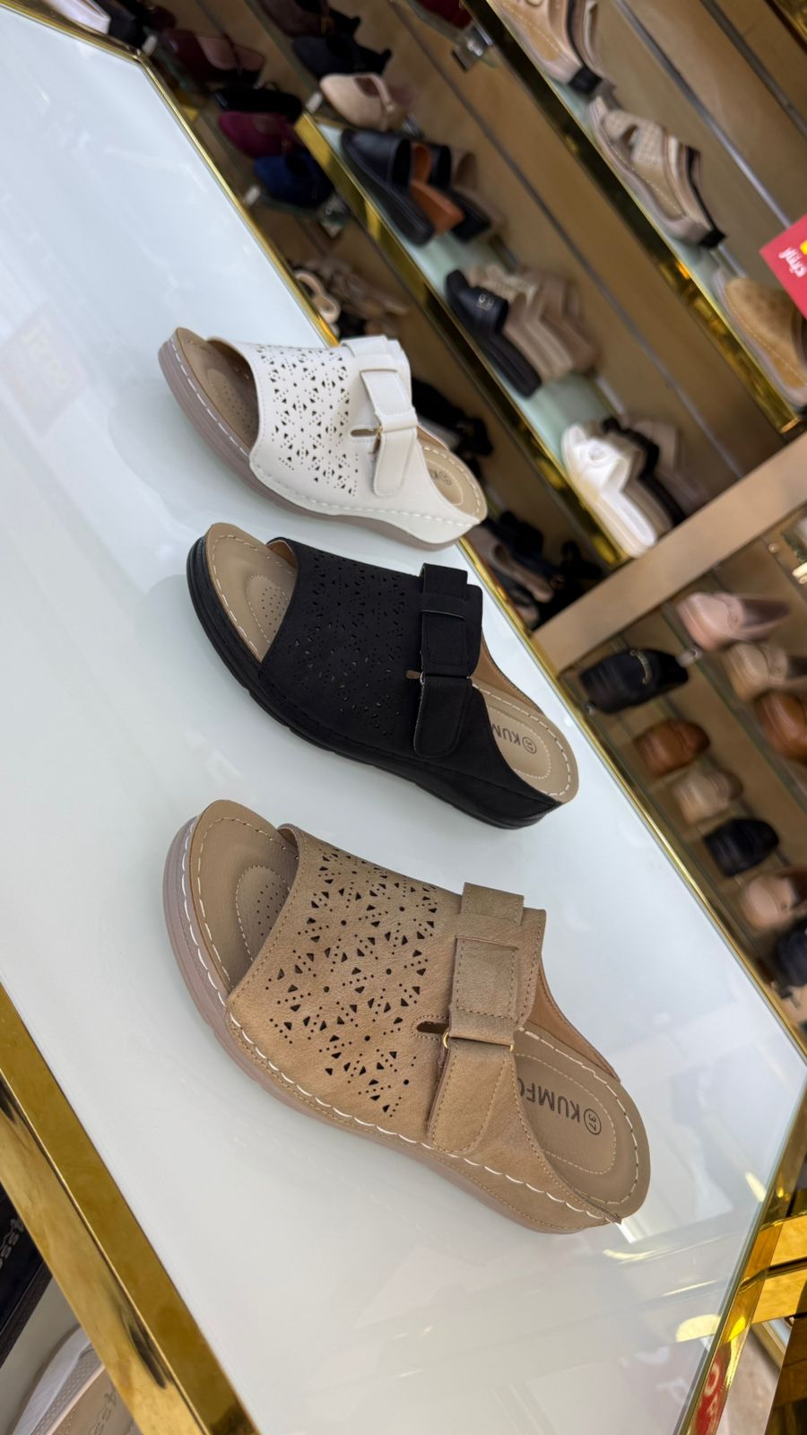 NEW ,  WOMEN SLIPPERS W968