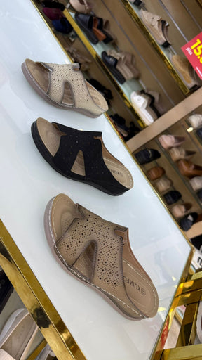 NEW ,  WOMEN SLIPPERS W967
