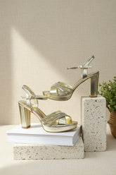 NEW ,  WOMEN SHOES HEELS W771