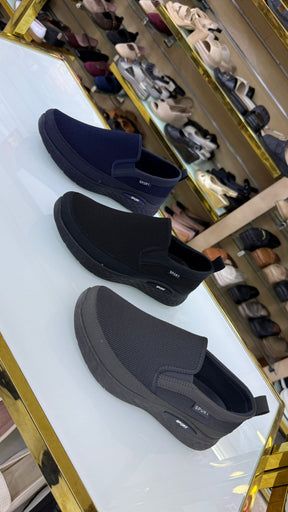 MEN SALE SIZE FROM 40 TO 45 MC10