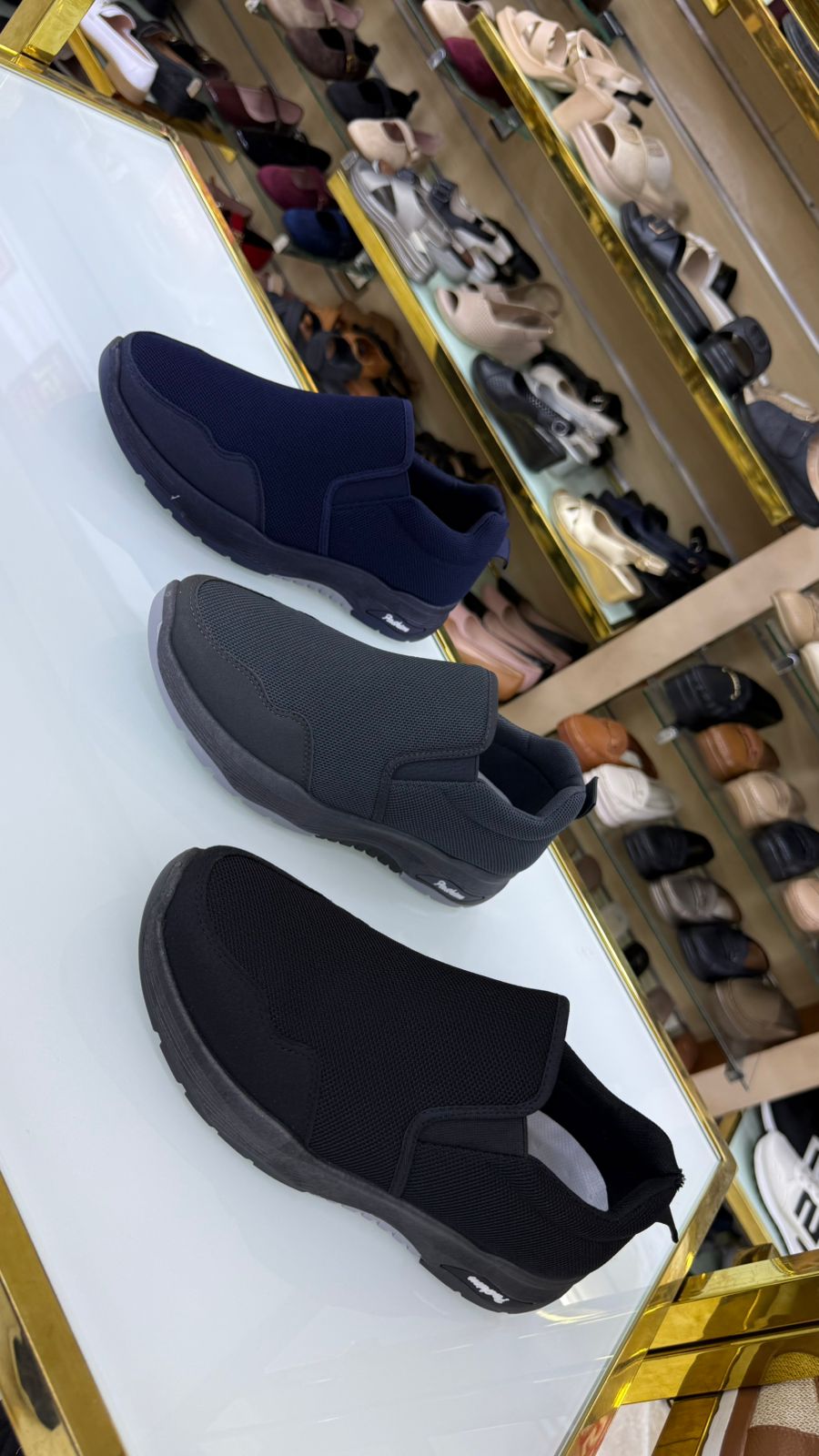 MEN SALE MC28