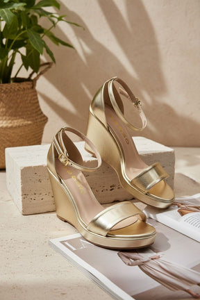 NEW ,  WOMEN SHOES HEELS W821