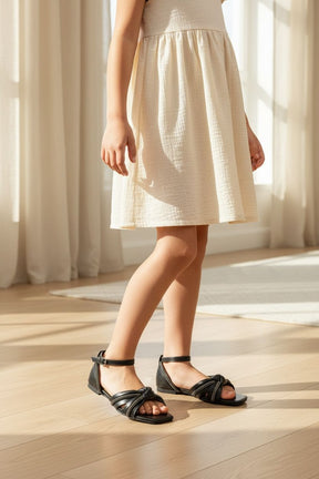NEW ,  KIDS SHOES SIZE FROM 25 TO 36 K290