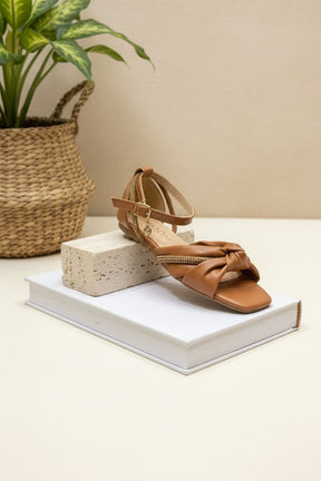 NEW ,  KIDS SHOES SIZE FROM 25 TO 36 K290