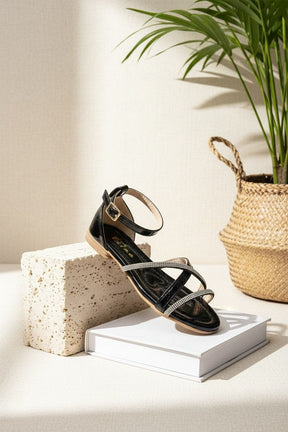 NEW ,  KIDS SHOES SIZE FROM 20 TO 36 K277