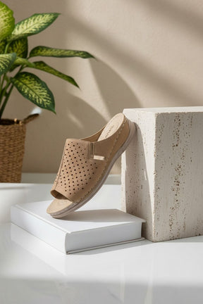 NEW ,  WOMEN SLIPPERS W719