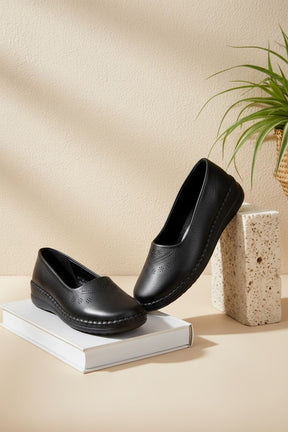 NEW ,  WOMEN SLIPPERS W726