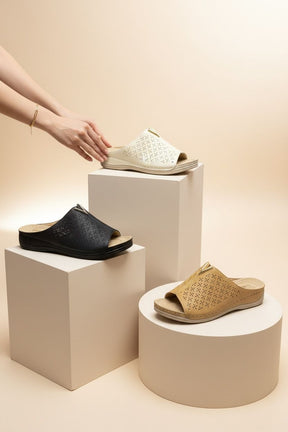 NEW ,  WOMEN SLIPPERS W926