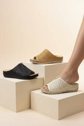 NEW ,  WOMEN SLIPPERS W926