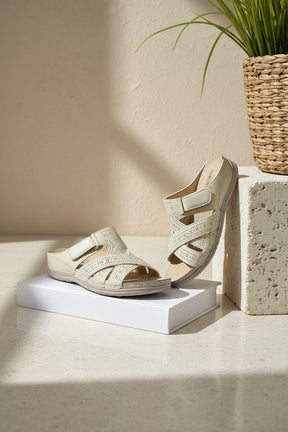 NEW ,  WOMEN SLIPPERS W925