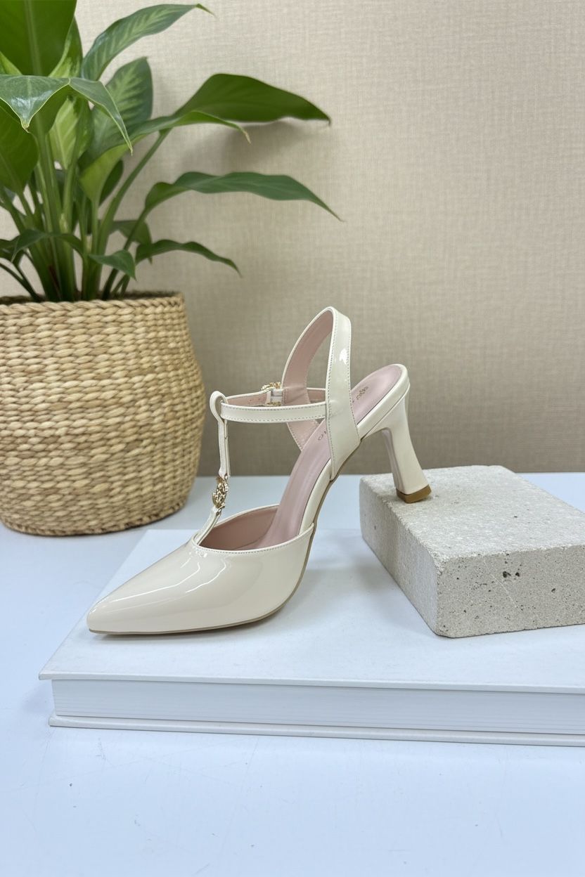 NEW ,  WOMEN SHOES HEELS W924