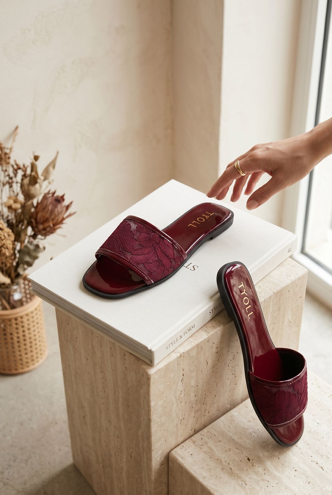 WOMEN SLIPPERS S49