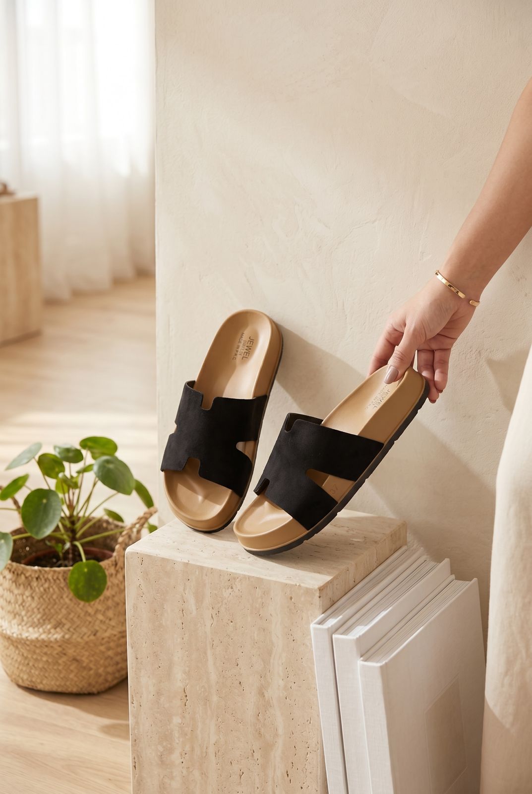 WOMEN SLIPPERS S53