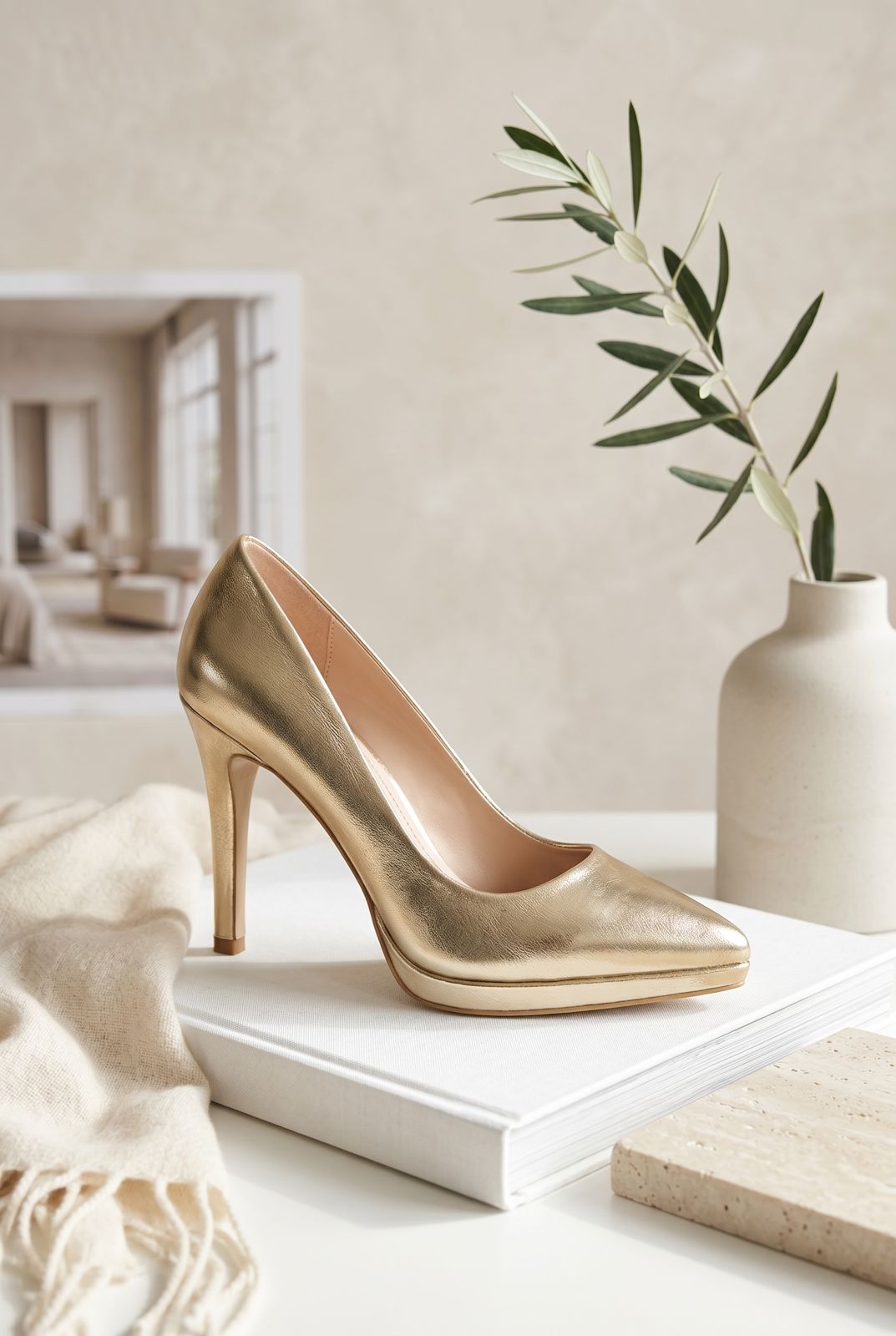 NEW ,  WOMEN SHOES HEELS W983