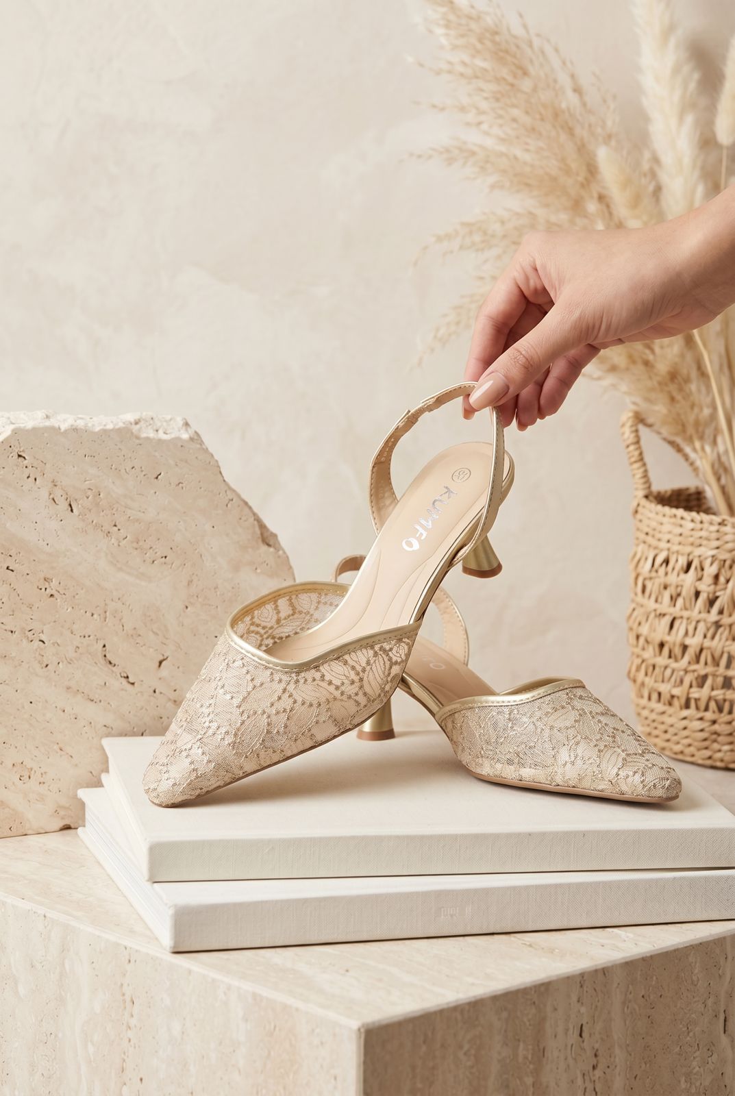 WOMEN SHOSE W4249