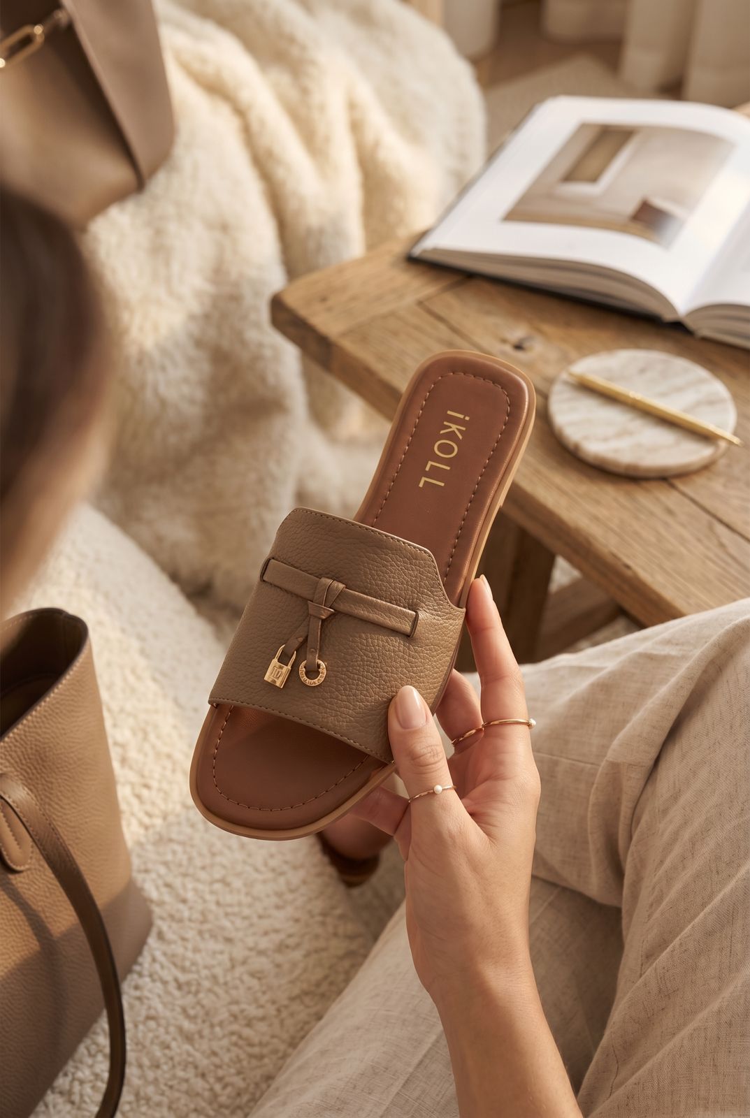 WOMEN SLIPPERS S11