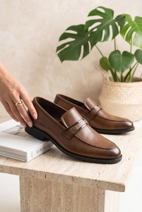 NEW ,  MEN SHOES  M641 , MADE IN CHINA