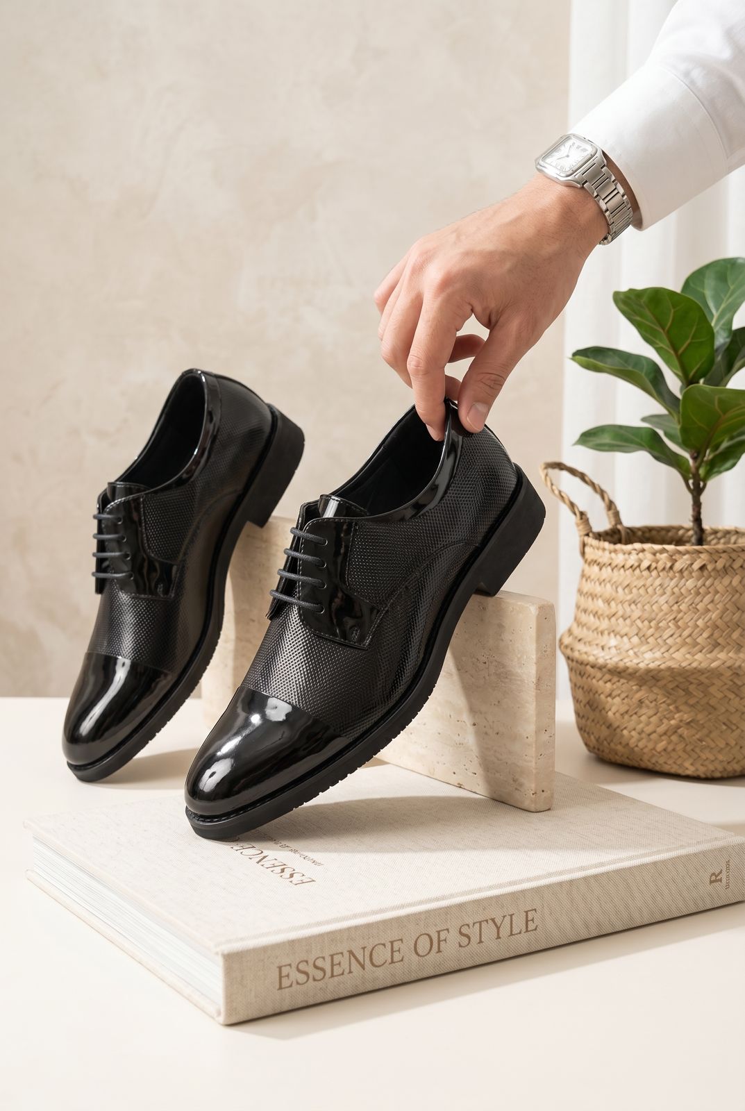 NEW , MEN SHOES SIZE FROM 45 TO 48 M636 , MADE IN CHINA