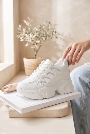 WOMEN SHOSE W557