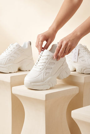 WOMEN SHOSE W557