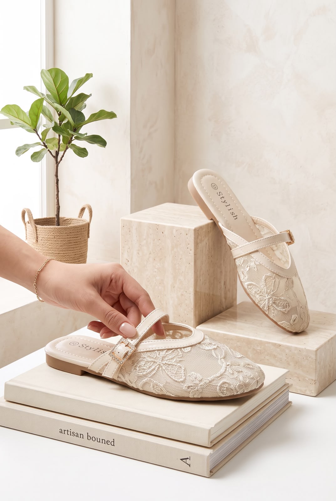 WOMEN SLIPPERS S63
